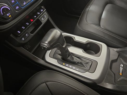 Certified 2021 Chevrolet Colorado ZR2 AWD/4WD image 23