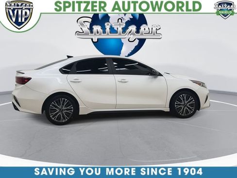 Certified 2024 Kia Forte GT-Line w/ GT-Line Premium Package FWD image 2