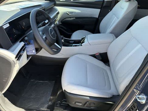 New 2026 Hyundai Tucson SEL FWD image 13