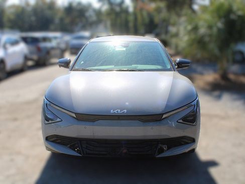New 2025 Kia EV6 Wind image 17