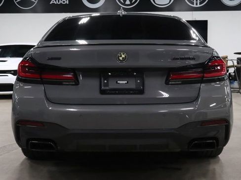 Used 2022 BMW M550i xDrive AWD/4WD image 4