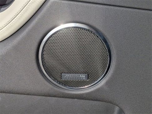 Used 2024 Land Rover Discovery Sport Dynamic SE image 16