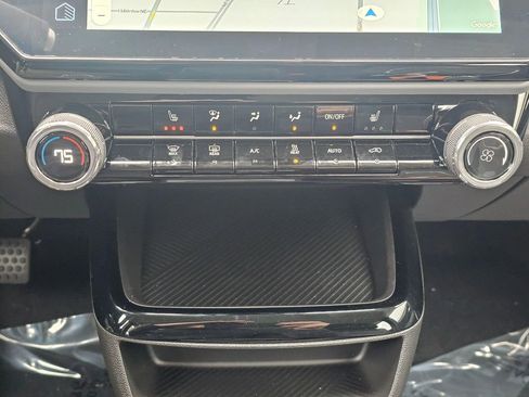 New 2027 Chevrolet Bolt LT w/ Comfort Package image 31