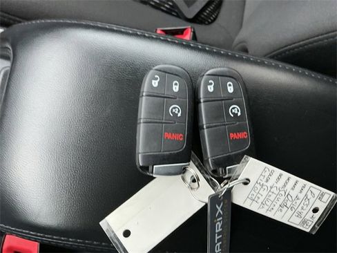 Used 2016 Dodge Journey SE image 25