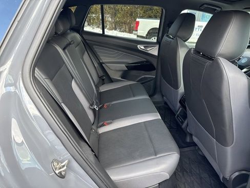 Used 2023 Volkswagen ID.4 Pro S image 13
