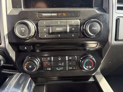 Used 2018 Ford F150 XLT w/ Equipment Group 302A Luxury image 8