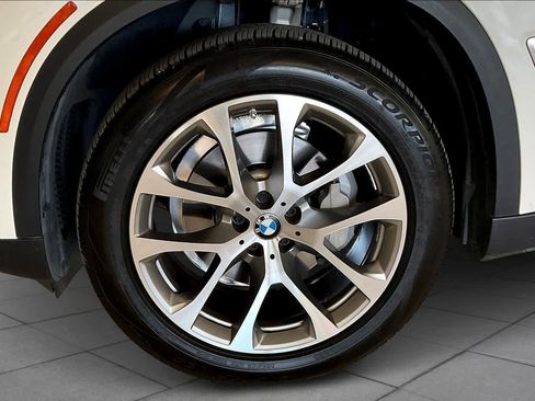 Certified 2023 BMW X5 sDrive40i w/ Premium Package image 10