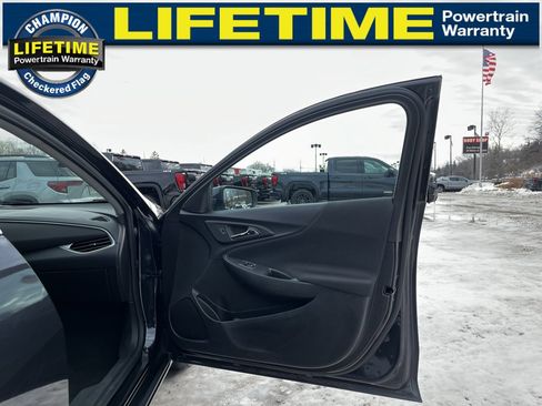 Used 2023 Chevrolet Malibu LT image 34