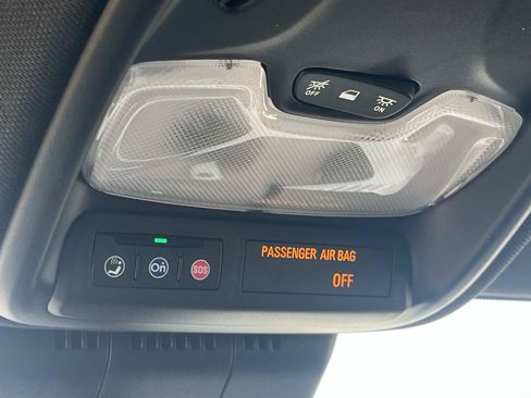Used 2025 Chevrolet Colorado W/T RWD image 30