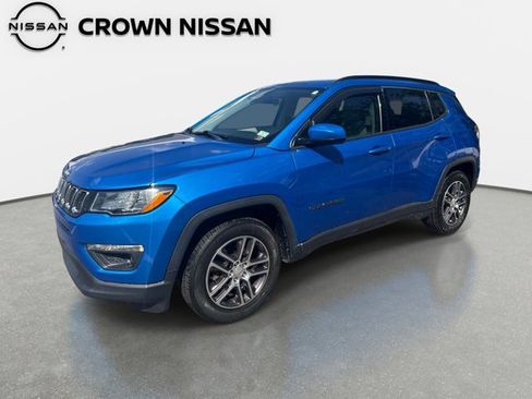 Used 2018 Jeep Compass Latitude w/ Popular Equipment Group image 2