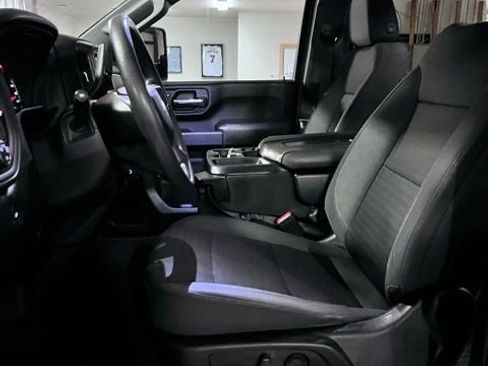 Used 2024 Chevrolet Silverado 2500 Custom w/ Custom Value Package AWD/4WD image 9