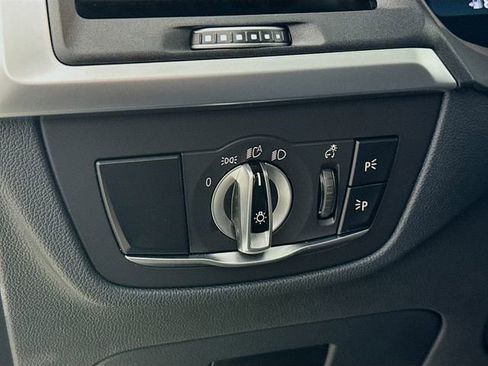 Used 2024 BMW X3 xDrive30i w/ Premium Package w/ZPA image 10