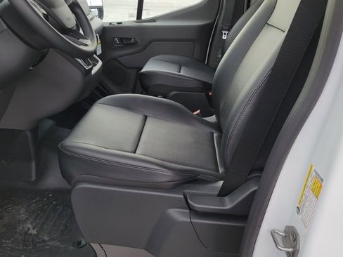 New 2026 Ford Transit 250 148 Medium Roof Extended AWD image 9