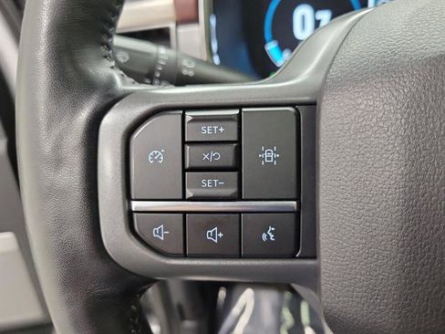 Used 2022 Ford F150 Lariat w/ Max Trailer Tow Package image 26