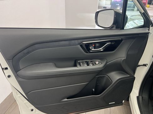 New 2026 Subaru Forester Limited AWD/4WD image 8