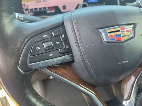 Used 2021 Cadillac Escalade ESV Sport Platinum w/ Heavy-Duty Trailer Package AWD/4WD image 21