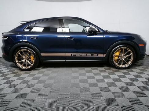 Certified 2025 Porsche Cayenne Turbo GT image 26