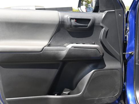 Used 2023 Toyota Tacoma SR5 RWD image 19