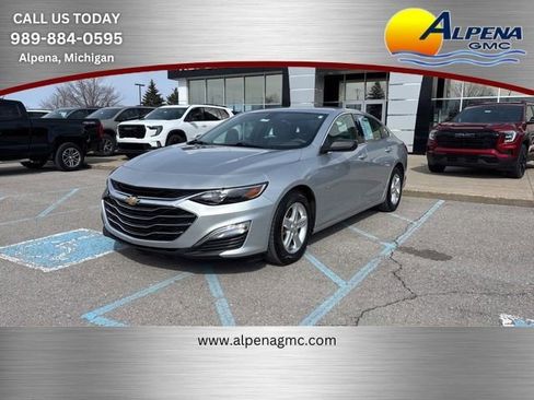 Certified 2021 Chevrolet Malibu LS image 1