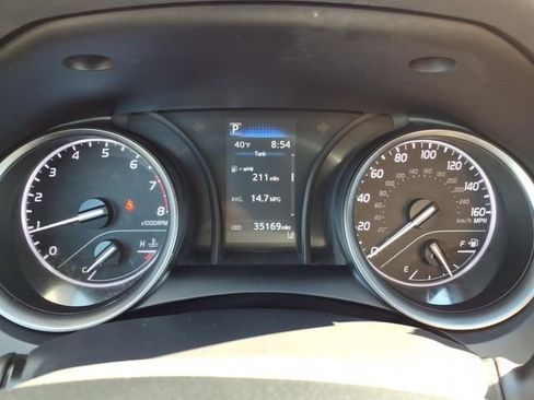 Used 2024 Toyota Camry SE w/ Convenience Package image 25