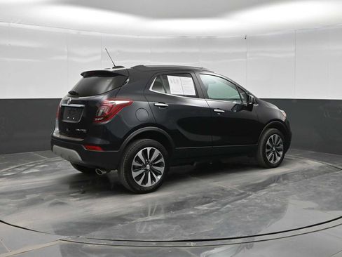 Used 2022 Buick Encore Preferred w/ Safety Package II AWD/4WD image 8