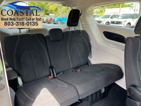 Used 2023 Chrysler Voyager LX FWD image 24