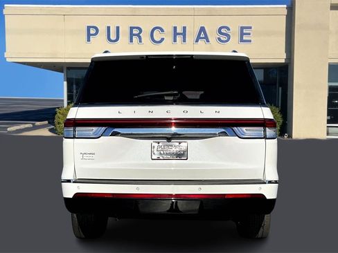 Used 2022 Lincoln Navigator L Reserve image 5