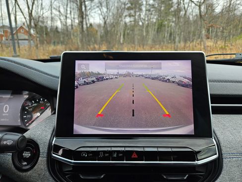 Used 2022 Jeep Compass Latitude w/ Convenience Group image 15