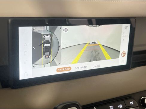 Used 2024 Land Rover Defender 110 S image 13