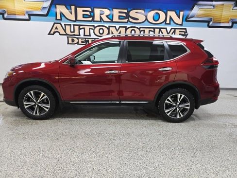 Used 2018 Nissan Rogue SL w/ Premium Package image 4