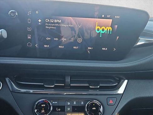 Used 2025 Buick Envista Preferred image 14