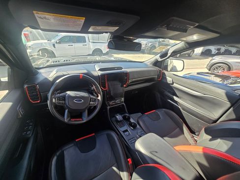 Used 2025 Ford Ranger Raptor image 16