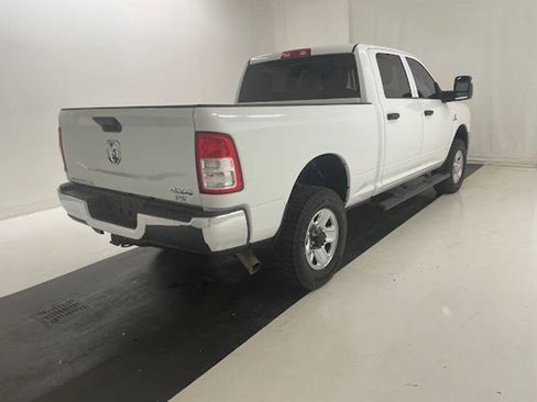Used 2023 RAM 2500 Tradesman w/ Chrome Appearance Group AWD/4WD image 10