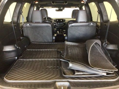 Used 2020 Honda Pilot Black Edition image 24