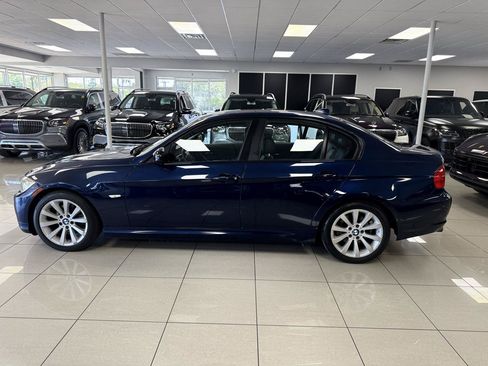 Used 2011 BMW 328i Sedan RWD image 8