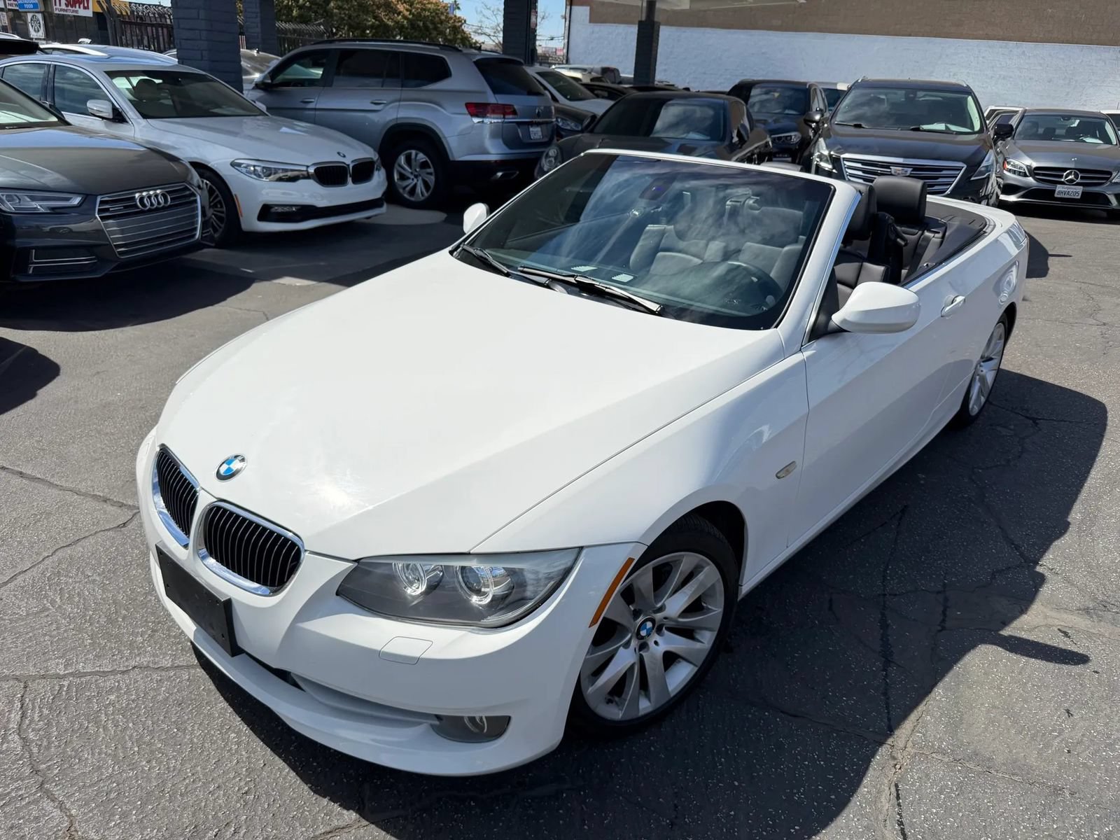 Used 2013 BMW 328i Convertible RWD image 2