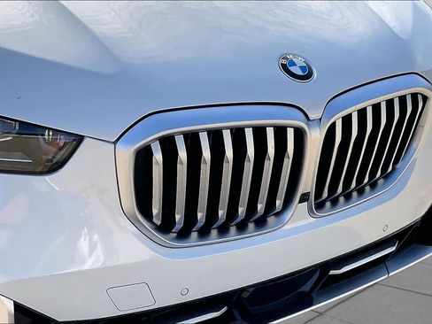 Used 2025 BMW X5 xDrive40i w/ Executive Package AWD/4WD image 29