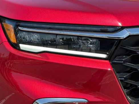 New 2025 Honda Pilot Touring image 10