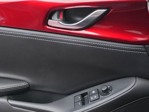 Used 2023 MAZDA MX-5 Miata Grand Touring w/ Weather Package image 16