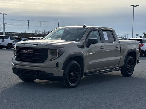 Used 2023 GMC Sierra 1500 Elevation image 27