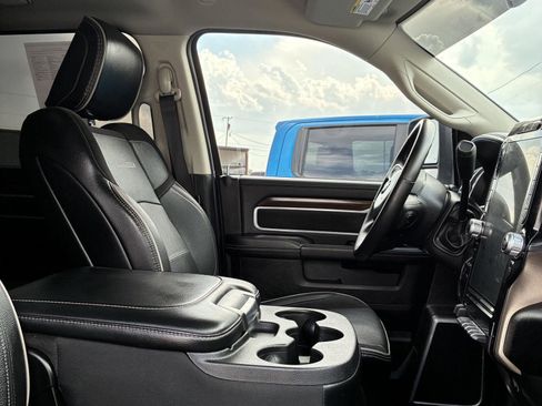 Used 2024 RAM 2500 Laramie image 11