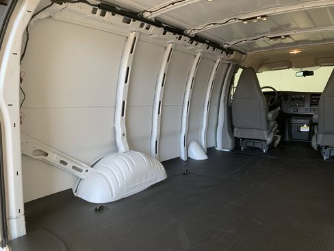 New 2025 Chevrolet Express 2500 image 44