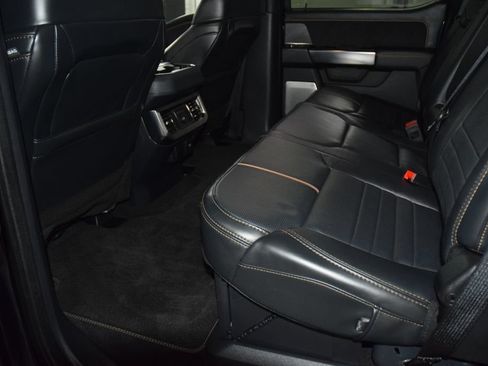 Used 2024 Ford F250 Platinum AWD/4WD image 46