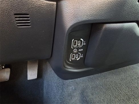 Certified 2023 RAM 1500 Big Horn image 26