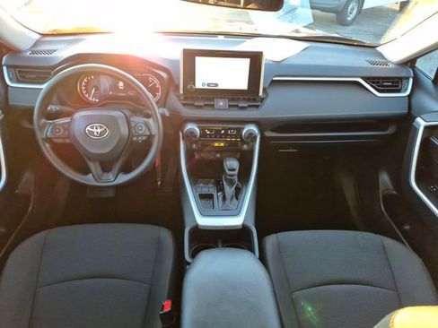 Used 2025 Toyota RAV4 LE image 17