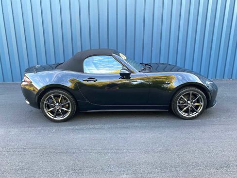 Used 2016 MAZDA MX-5 Miata Grand Touring image 43