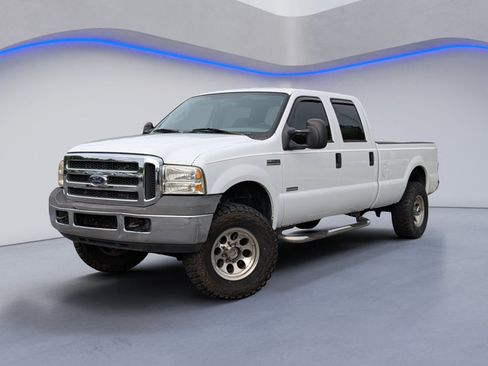 Used 2006 Ford F250 Lariat AWD/4WD image 2