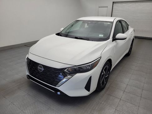 Used 2024 Nissan Sentra SV FWD image 15