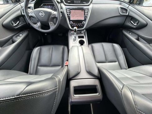 Used 2024 Nissan Murano SL image 16