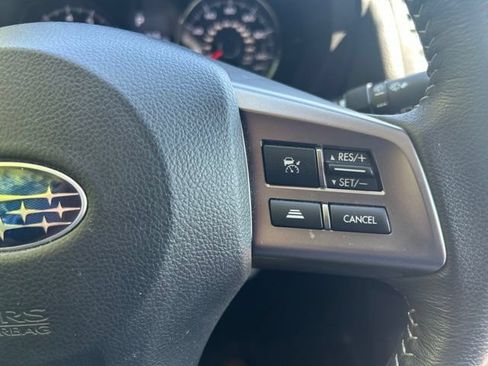 Used 2015 Subaru Forester 2.5i Touring w/ Eyesight & Navigation System AWD/4WD image 18